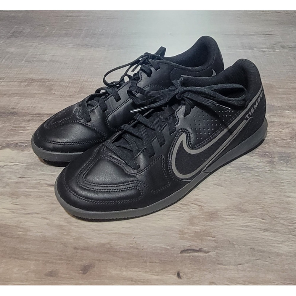Nike Tiempo Legend 9 Club IC Black Iron Gray DA1189-004 Men's Size‎ 7.5 EU 40.5